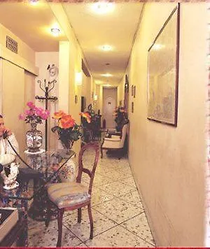 Hotel Mearini